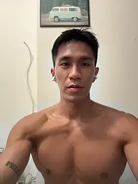 Show modela gooodboiii na web-kameri