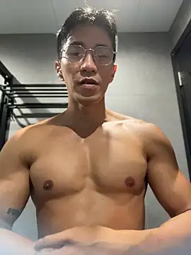 gooodboiii Show in webcam