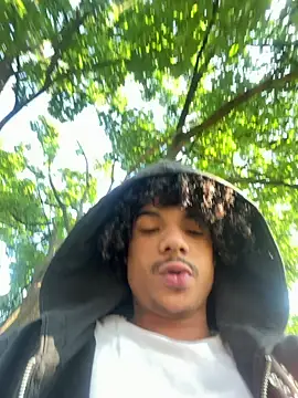 Mrlaythedickdown's Webcam Show