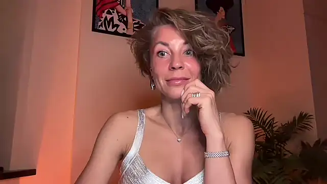 Norielii Live XXX Chat