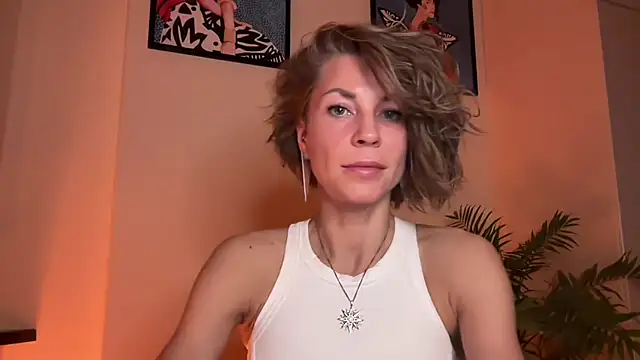 Chatroom XXX en direct de Norielii