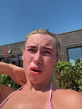 SexySaraxxoo Webcam-Show