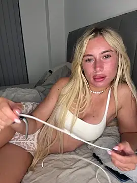 SexySaraxxoon Webbikameraesitys