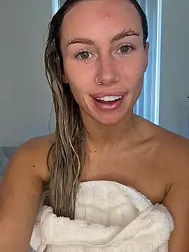 Онлайн чат XXX SexySaraxxoo