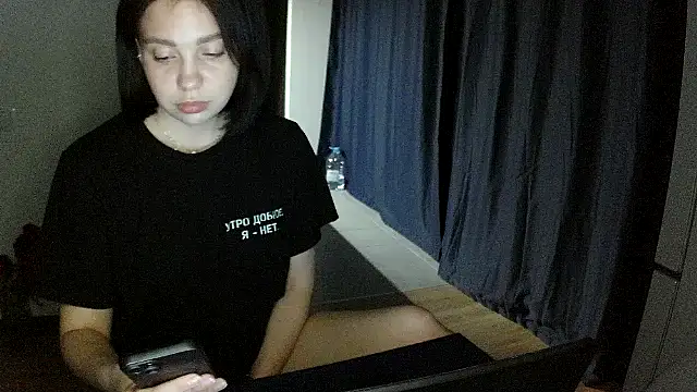 Saviraaa 실시간 채팅방