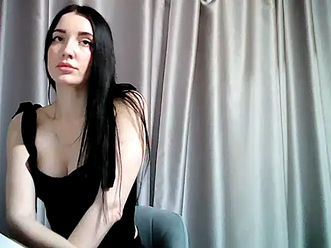 Kelyra Adlı Modelin Canlı XXX Sohbeti