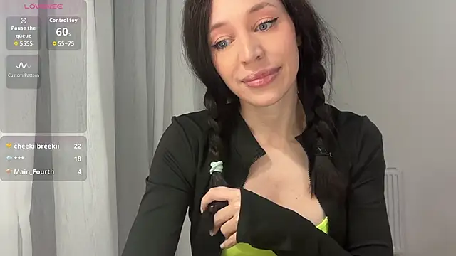 Neyrinn's Live XXX Chat