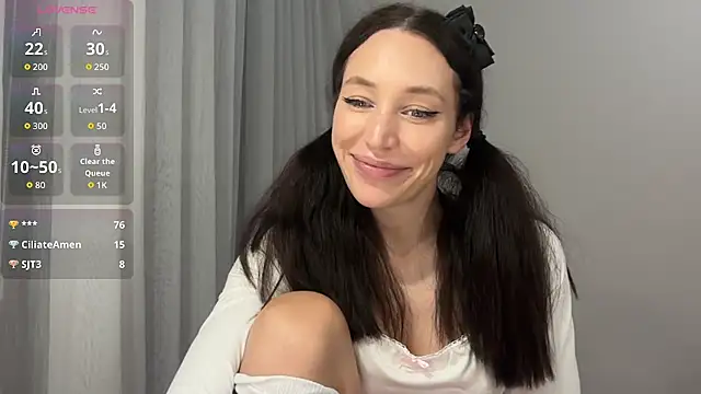 Neyrinn live XXX chat