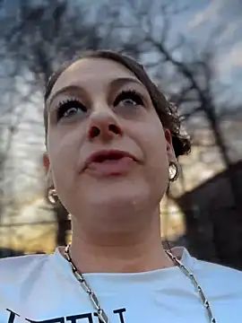 Milfshortcakes Pertunjukan Webcam