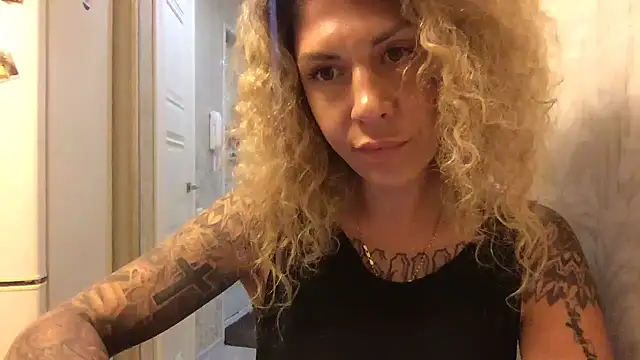 Webkamerová show Olyviaa