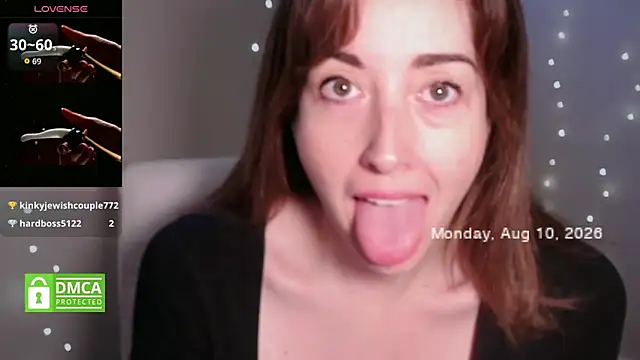 SuggestiveBehavior Webcamshow