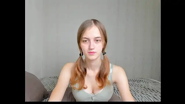 dreamy_pollyyy webcam show