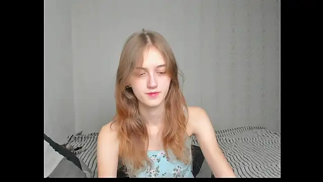 dreamy_pollyyy 网络视讯表演
