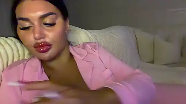 Show de BIGBOOTYELLIEXXX na webcam