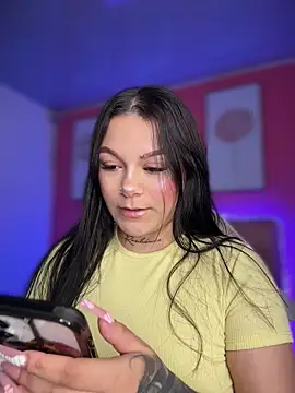 Chat XXX en directo de Megaan__More