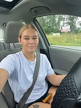 Pokazy przed kamerką – A1lesandra3