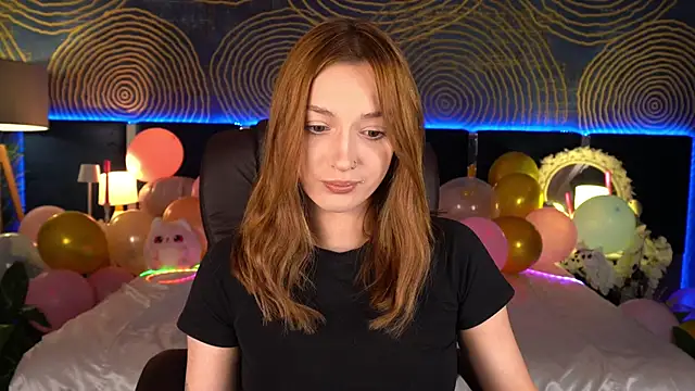 Živý XXX chat LizzaMoonn