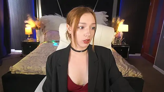 Chat XXX en directo de LizzaMoonn