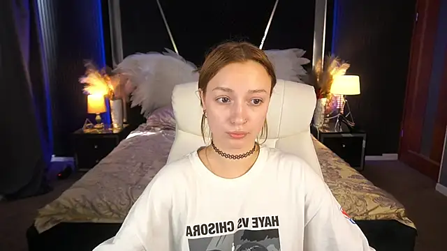 Chat +18 de LizzaMoonn ao vivo