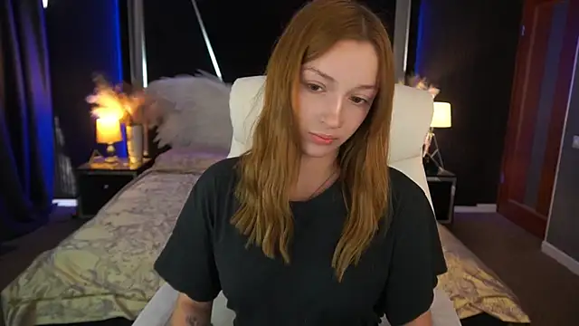 צ'אט XXX בשידור חי של LizzaMoonn