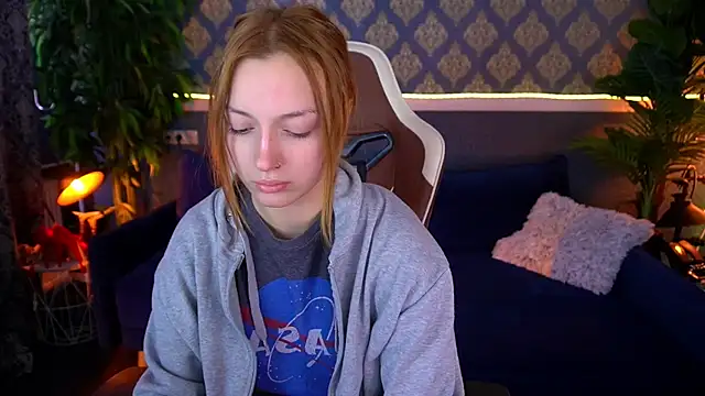 LizzaMoonn's Live XXX Chat