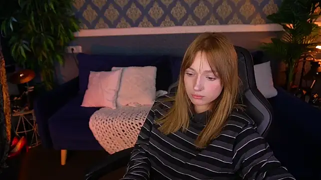 LizzaMoonn Adlı Modelin Canlı XXX Sohbeti