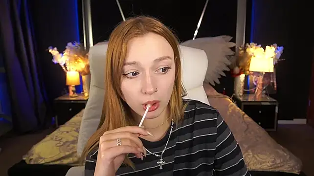 LizzaMoonn – Naživo XXX chat