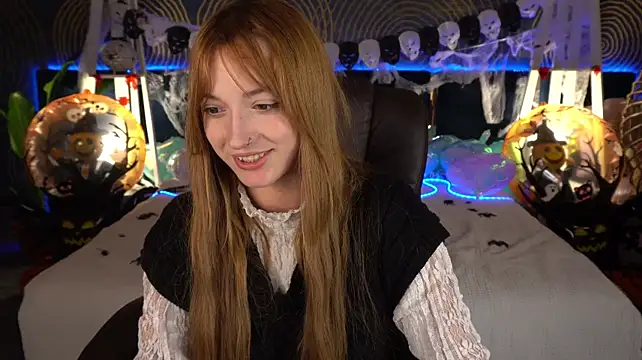 แชท XXX สดของ LizzaMoonn
