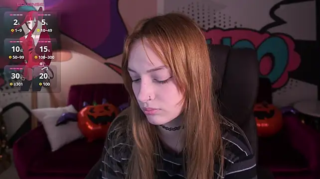 LizzaMoonn Show in webcam