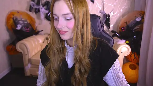 XXX chat uživo modela LizzaMoonn