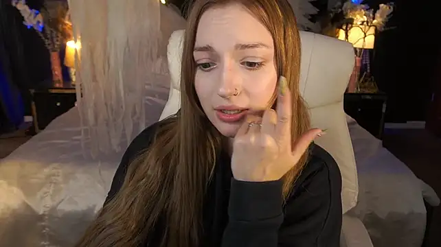 LizzaMoonn's Webcam Show