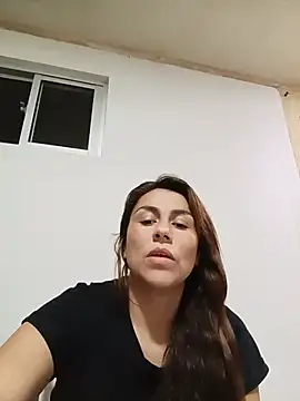 vanessa-titisM Adlı Modelin Canlı Sohbet Odası