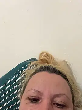 Bakala93Du34000 webcam show