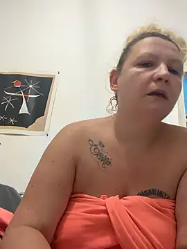 Bakala93Du34000's Live XXX Chat