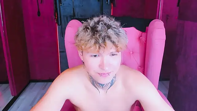 JonnyDarka's Webcam Show