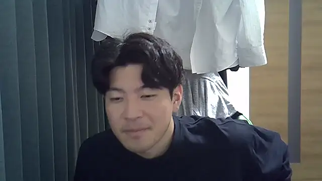 aokunvvv 在線直播表演