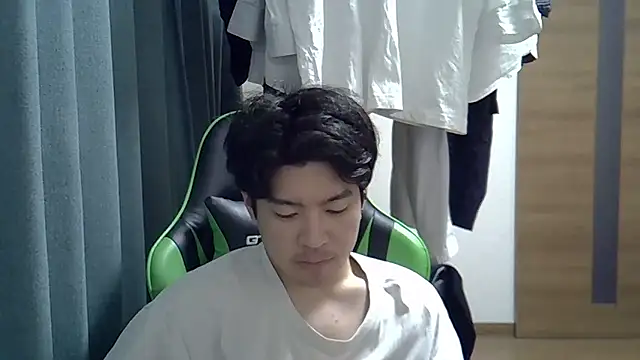 aokunvvv Show Webcam