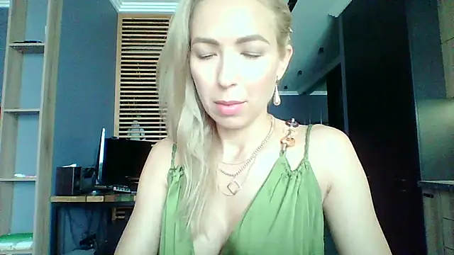 Ivvona Webcam Show