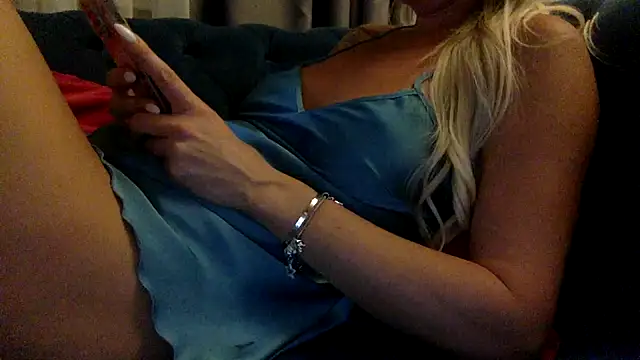 Show modela Veriyaa na web-kameri