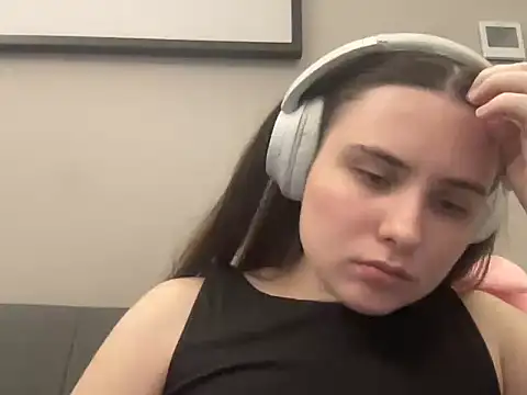 Olyshaa Chat XXX live