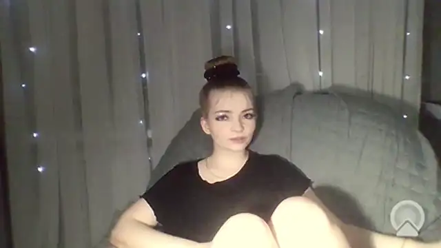 Elirya Adlı Modelin Canlı XXX Sohbeti
