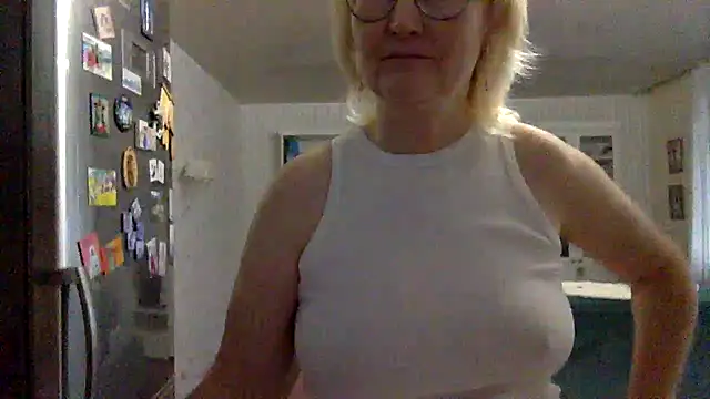 Zeyona – Naživo XXX chat