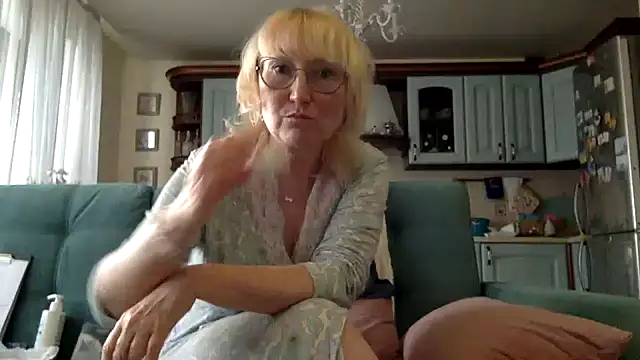 دردشة Zeyona الجنسية المباشرة
