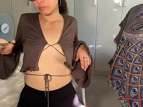 Kivoora's Webcam Show