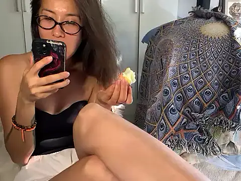 دردشة Kivoora الجنسية المباشرة