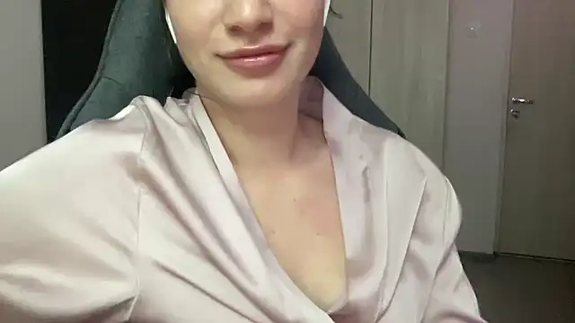 Toviraa Webcam Show