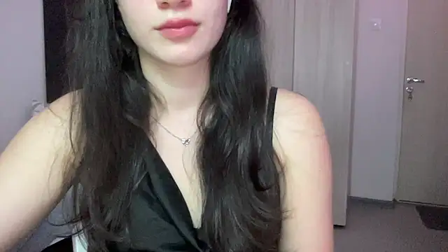 Toviraa's Live XXX Chat