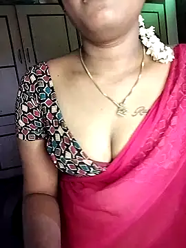 Tamil_Kavitha Adlı Modelin Web Kamerası Şovu