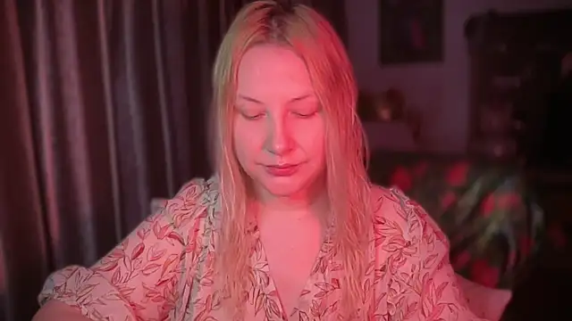 Webkamerová show BikiHellena