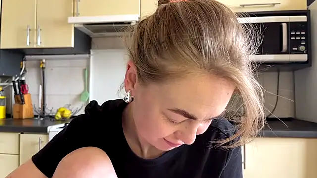MartaLuna_ Obrolan Langsung XXX